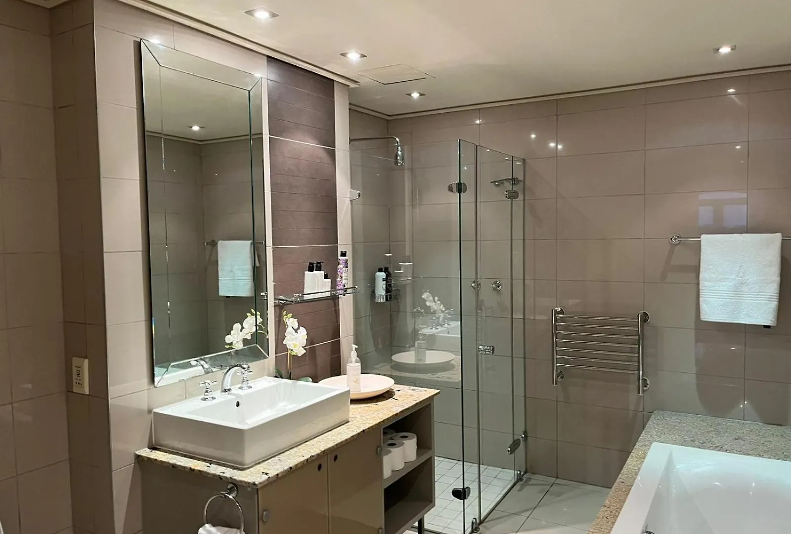Cape Royale Luxury Suite Cape Town Güney Afrika